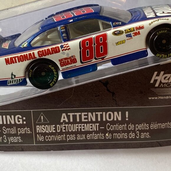 Dale Earnhardt Jr. #88 NASCAR Authentics Diecast Car 3+ Years Collectible Toy - Picture 2 of 7